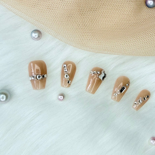 Nude Glam