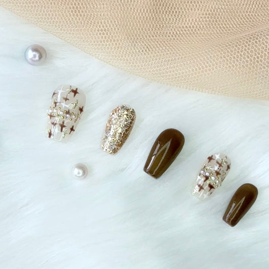 Crosshatch Glam